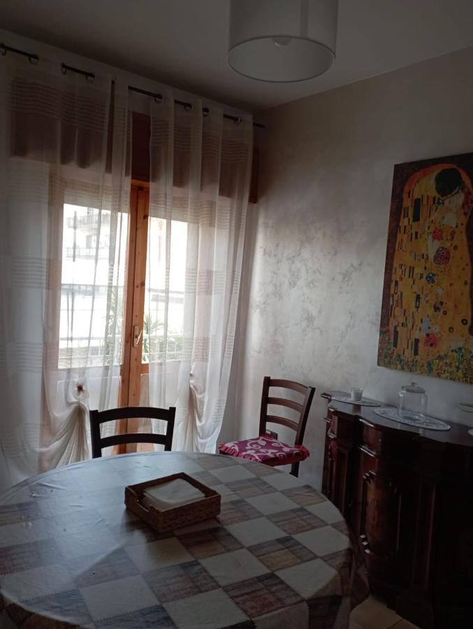 B&B La Maison กานิกัตติ ภายนอก รูปภาพ