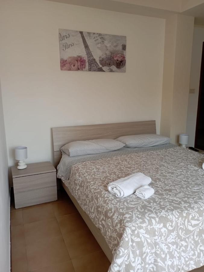 B&B La Maison กานิกัตติ ภายนอก รูปภาพ